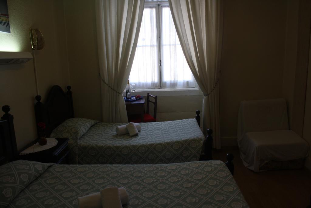 Pensao Residencial Estrela Do Mondego Hotel Lisboa Værelse billede
