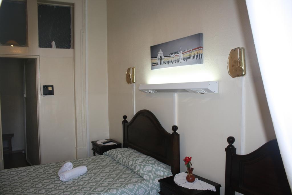 Pensao Residencial Estrela Do Mondego Hotel Lisboa Værelse billede
