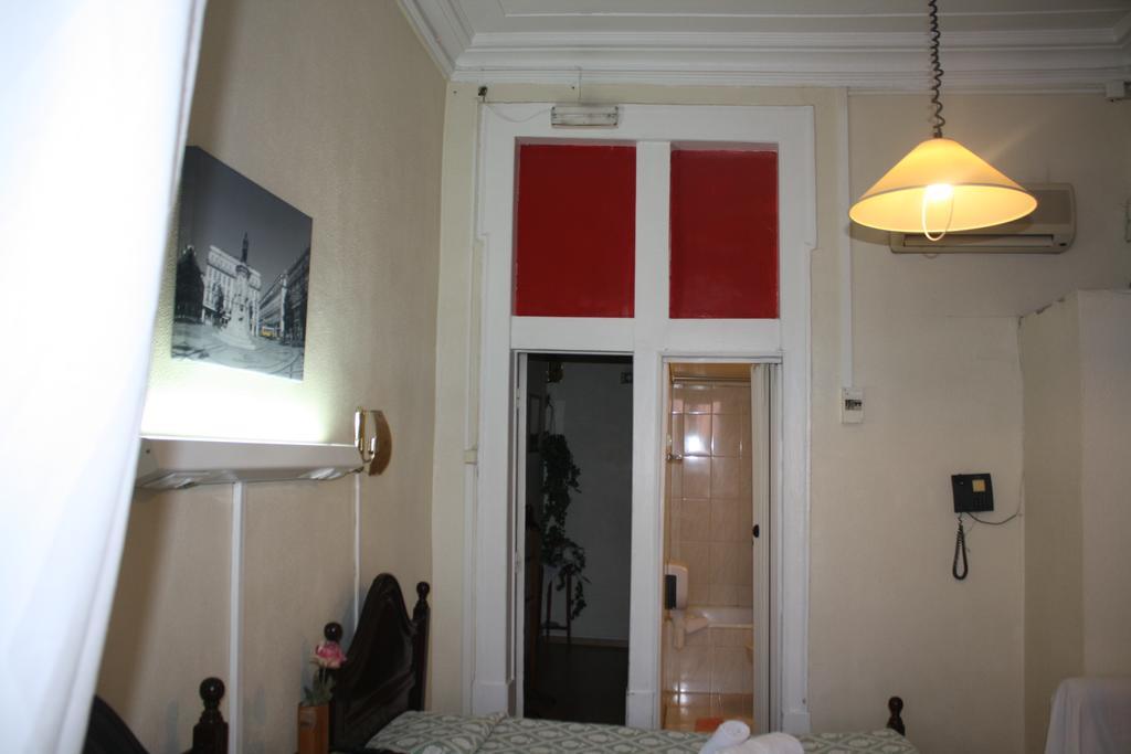 Pensao Residencial Estrela Do Mondego Hotel Lisboa Værelse billede