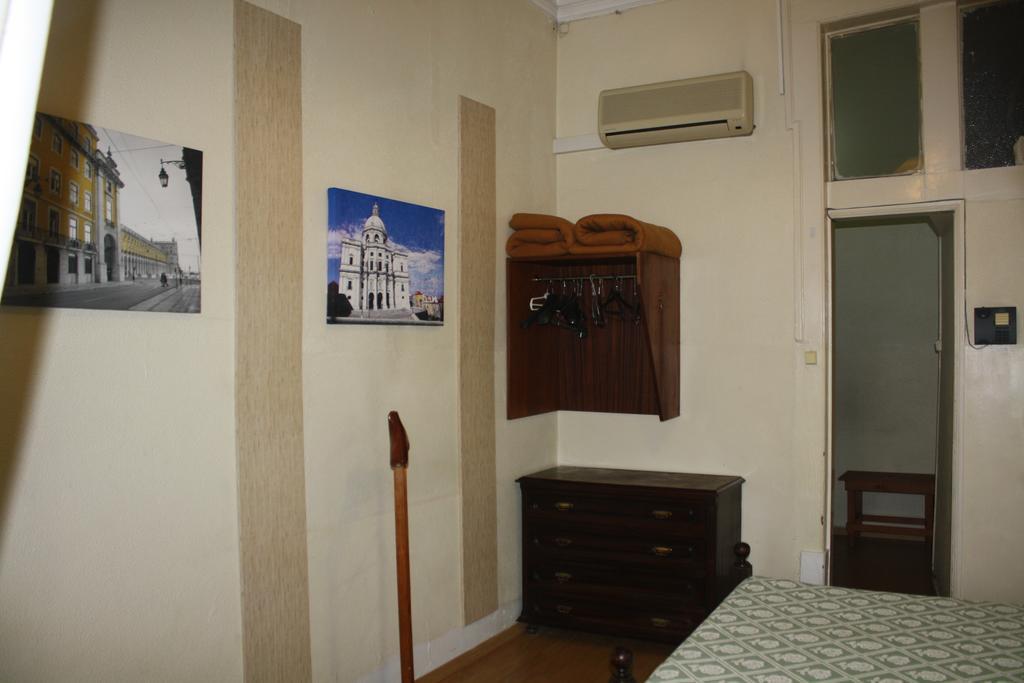 Pensao Residencial Estrela Do Mondego Hotel Lisboa Værelse billede