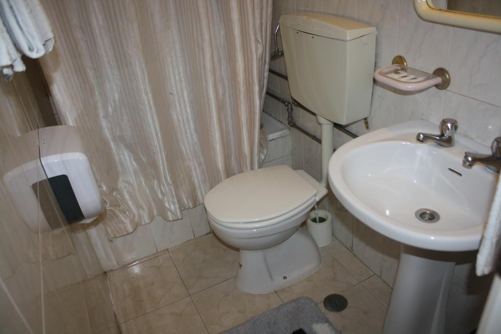 Pensao Residencial Estrela Do Mondego Hotel Lisboa Eksteriør billede
